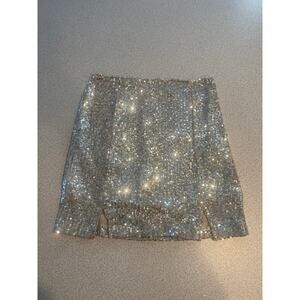 Love on a hanger, size 1 small sparkly sequin mini skirt